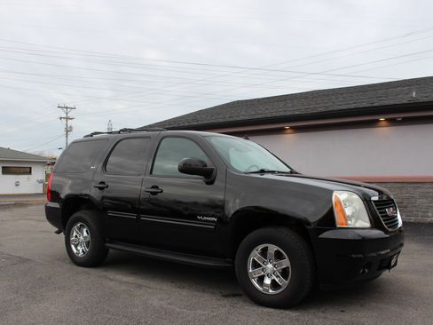 Used 2012 GMC Yukon SLT image 2