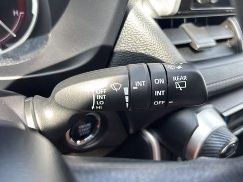 Used 2025 Toyota RAV4 XLE FWD image 22