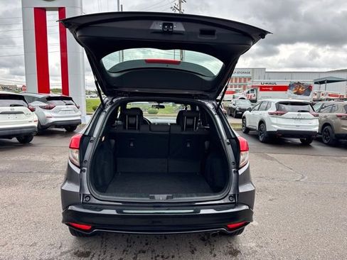 Used 2020 Honda HR-V Sport image 18