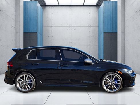 Used 2024 Volkswagen Golf R image 23