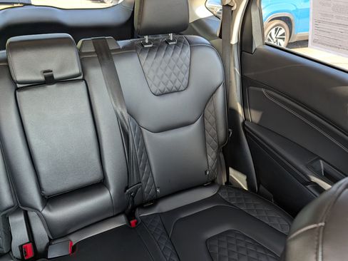 Used 2024 Ford Edge Titanium AWD/4WD image 14