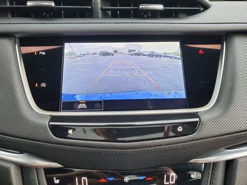Certified 2024 Cadillac XT5 Premium Luxury AWD/4WD image 28