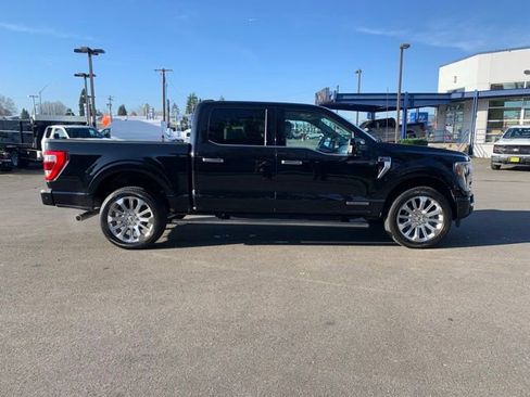 Used 2023 Ford F150 Limited image 7