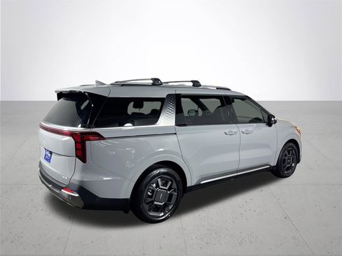 New 2026 Kia Carnival SX image 6