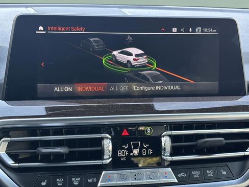 Used 2024 BMW X3 sDrive30i w/ Convenience Package image 16