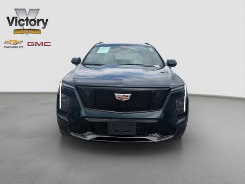 Used 2025 Cadillac XT4 Sport AWD/4WD image 2