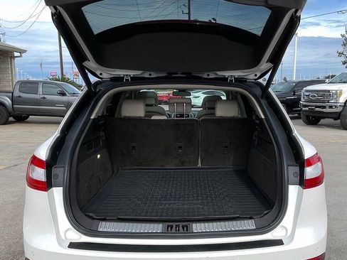 Used 2016 Lincoln MKX Reserve w/ Luxury Package FWD image 12