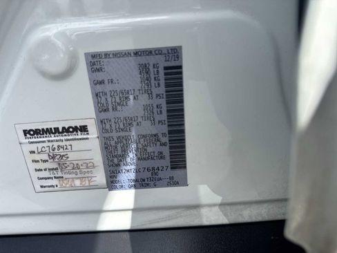 Used 2020 Nissan Rogue SV FWD image 25