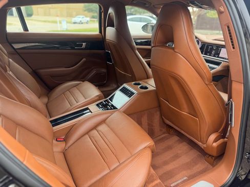 Used 2021 Porsche Panamera 4S Executive w/ Premium Package image 13