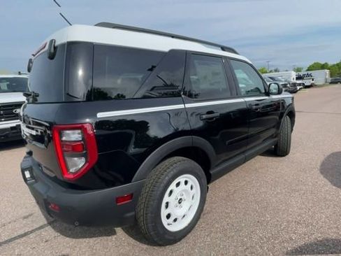 New 2026 Ford Bronco Sport Heritage w/ Convenience Package AWD/4WD image 2