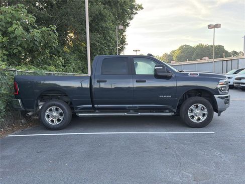 Used 2026 RAM 2500 Big Horn AWD/4WD image 4