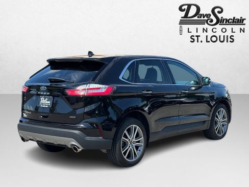 Used 2024 Ford Edge Titanium w/ Equipment Group 301A AWD/4WD image 3