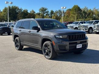 New 2025 Jeep Grand Cherokee L Altitude AWD/4WD video 2