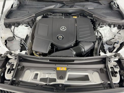 Certified 2026 Mercedes-Benz GLC 300 image 32