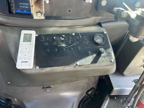 Used 2006 Ford E-350 and Econoline 350 Super Duty image 62