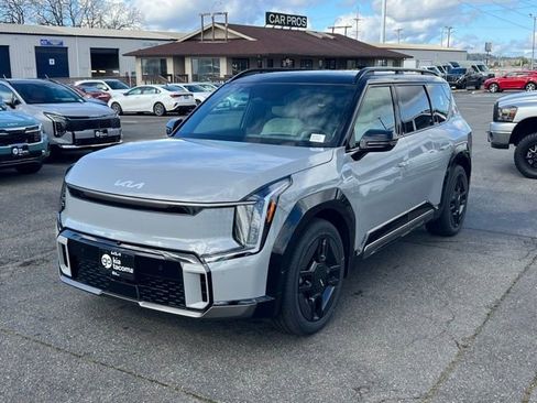 New 2026 Kia EV9 GT-Line AWD/4WD image 3