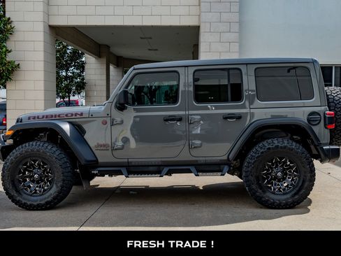 Used 2022 Jeep Wrangler Unlimited Rubicon w/ LED Lighting Group AWD/4WD image 5