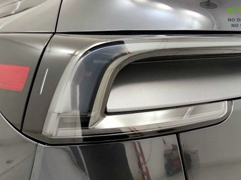 Used 2026 Tesla Model Y AWD image 27