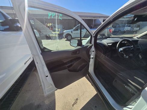 Used 2022 Ford Transit Connect XL image 8