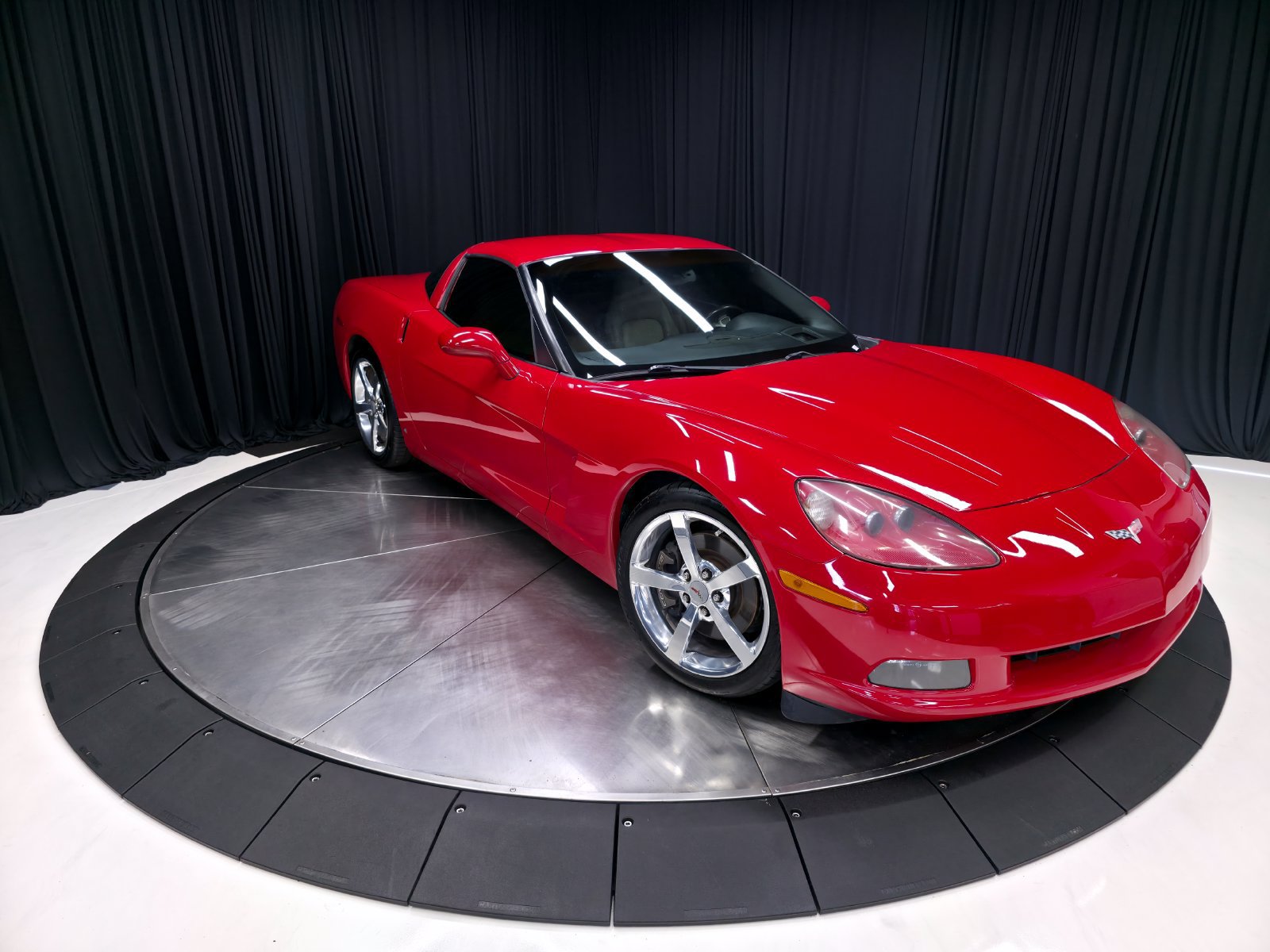 Used 2008 Chevrolet Corvette Coupe w/ Preferred Equipment Group RWD image 49