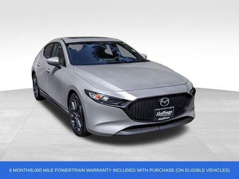 Used 2022 MAZDA MAZDA3 s FWD image 3