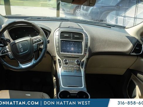 Used 2020 Lincoln Nautilus Reserve AWD/4WD image 4