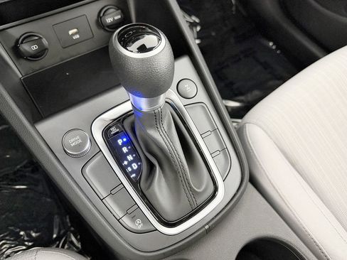 Used 2022 Hyundai Kona SEL image 51