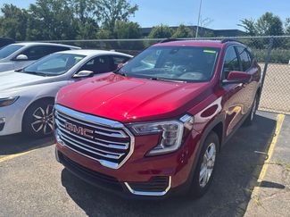 Used 2022 GMC Terrain SLE w/ Driver Convenience Package AWD/4WD video 2