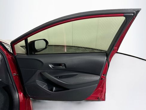 Used 2024 Toyota Corolla LE image 29