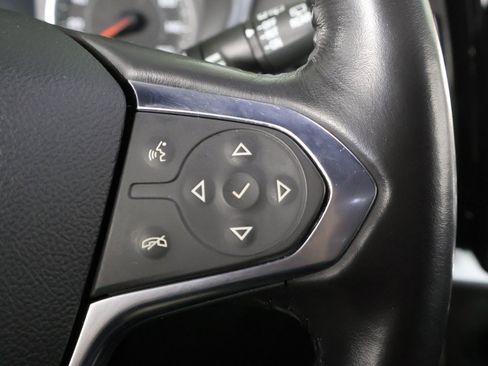 Used 2022 Chevrolet Traverse LT w/ LPO, Floor Liner Package image 39