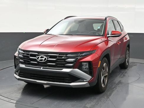 Used 2025 Hyundai Tucson SEL FWD image 8