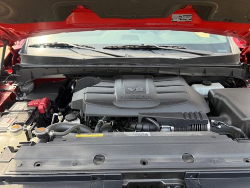 Used 2024 Nissan Titan PRO-4X w/ Pro-4x Convenience Package image 28