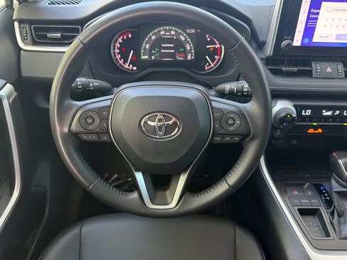 Used 2024 Toyota RAV4 XLE Premium FWD image 18