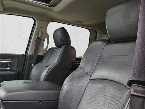 Used 2017 RAM 2500 Laramie w/ Convenience Group AWD/4WD image 23