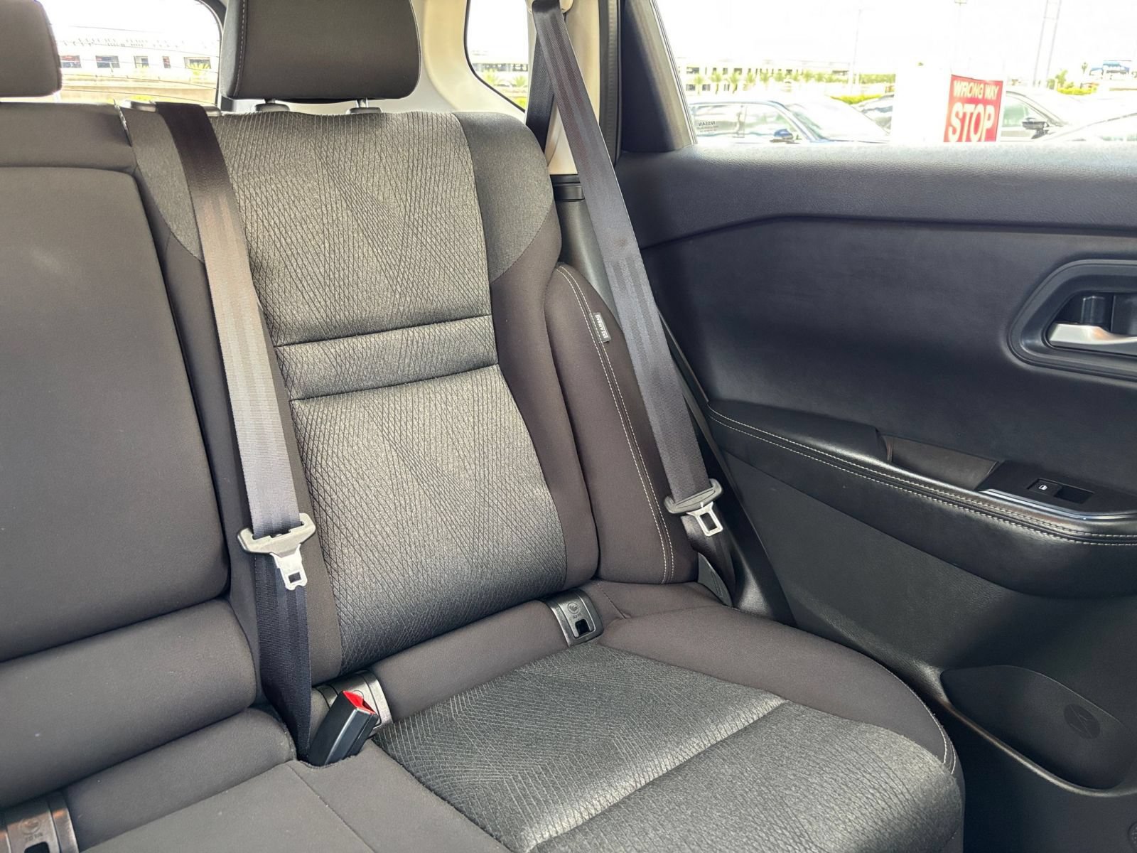 Used 2025 Nissan Rogue SV FWD image 38