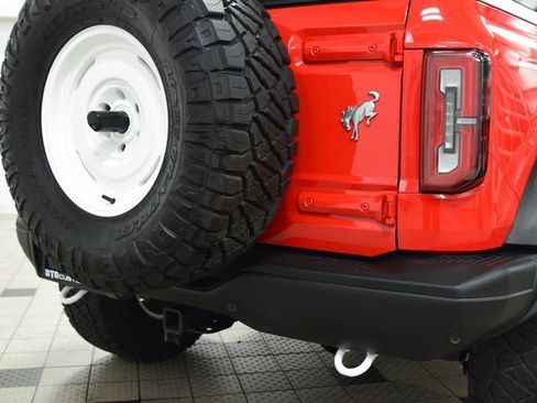 Used 2022 Ford Bronco Badlands image 16