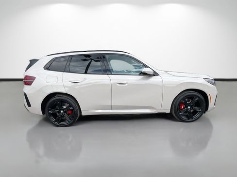 New 2026 BMW X3 xDrive30i w/ Premium Package AWD/4WD image 2