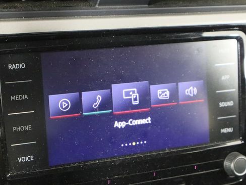 Used 2021 Volkswagen Passat 2.0T S image 28