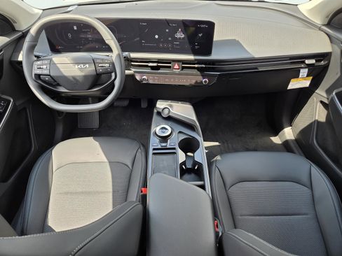 New 2025 Kia EV6 Light image 18