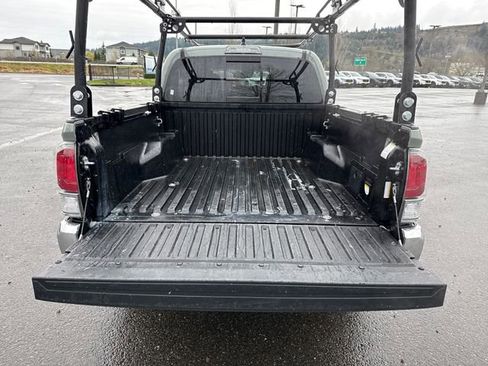 Used 2023 Toyota Tacoma TRD Off-Road w/ Black Out Package (TMS) image 17