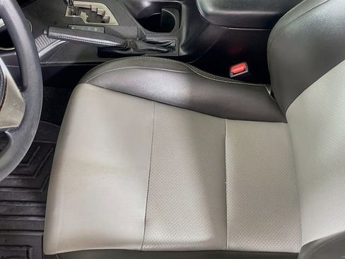 Used 2013 Toyota RAV4 XLE image 19