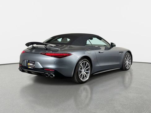 Used 2023 Mercedes-Benz SL 43 AMG image 3