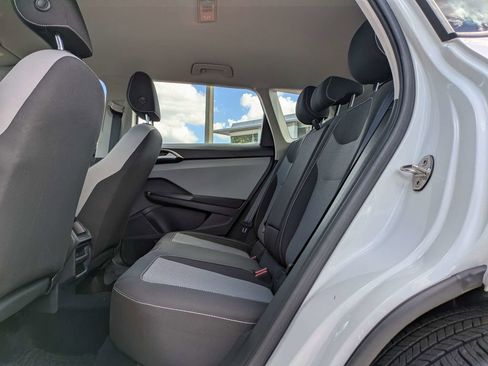 Certified 2023 Volkswagen Taos S FWD image 16