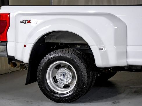 Used 2022 Ford F350 Lariat w/ Lariat Ultimate Package image 6