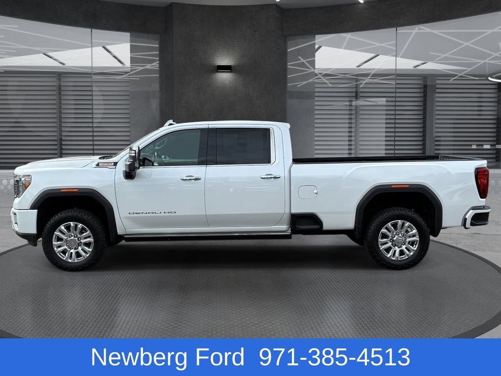 Used 2023 GMC Sierra 3500 Denali w/ Denali Ultimate Package AWD/4WD image 8
