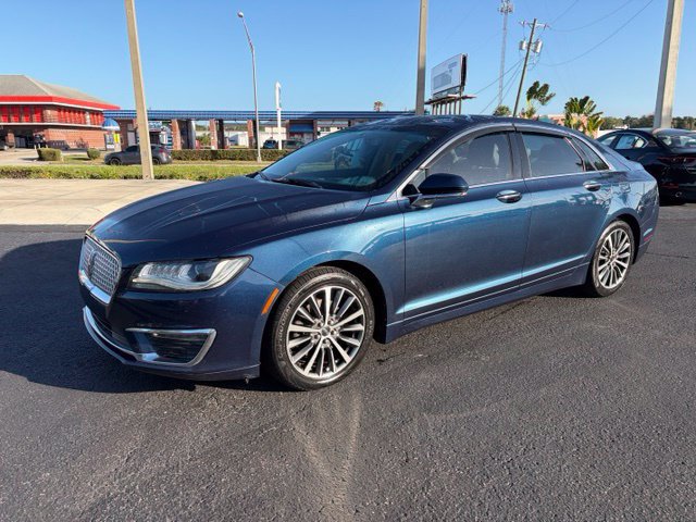 Used 2017 Lincoln MKZ Premiere AWD/4WD image 3