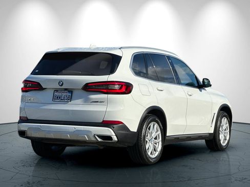 Used 2021 BMW X5 sDrive40i w/ Premium Package 2 image 4