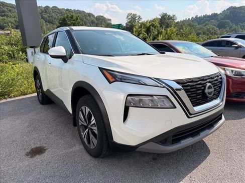 Used 2023 Nissan Rogue SV AWD/4WD image 10