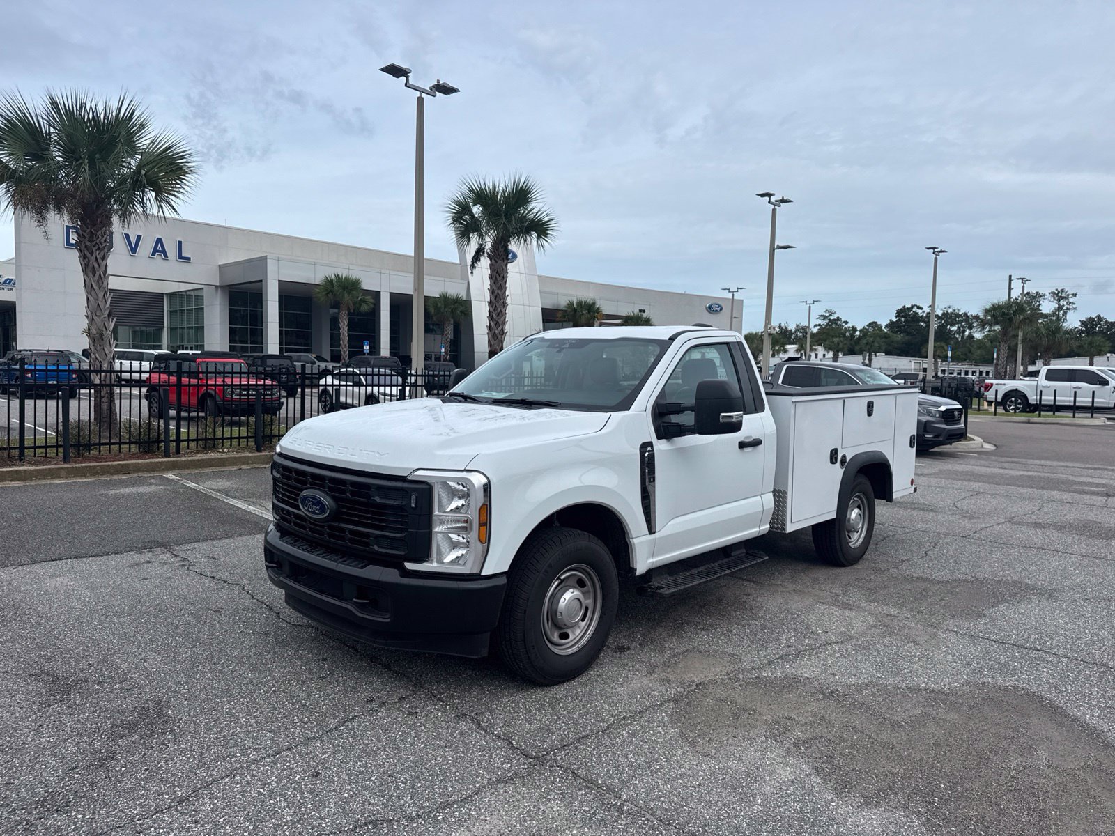 New 2025 Ford F250 XL RWD image 3