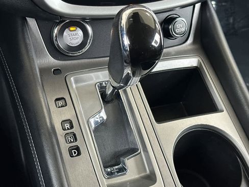 Used 2022 Nissan Murano SV w/ Cargo Package image 23